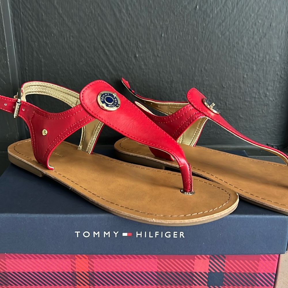 Women’s sandals